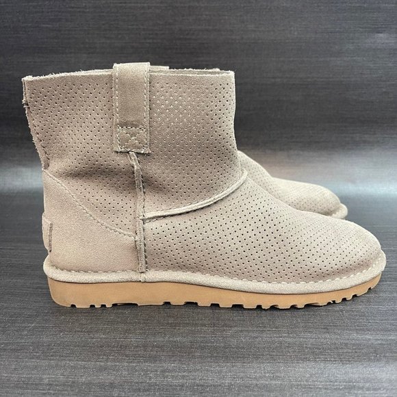 UGG | Shoes | Ugg Classic Unlined Mini 